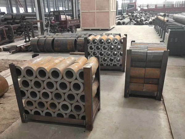 新城厚壁无缝钢管切割